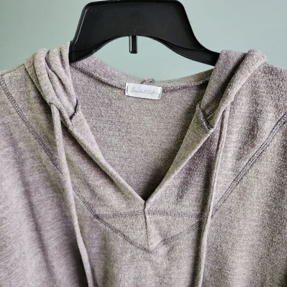 Bucketlist Lightweight Hooded Long Sleeve - Picture 3 of 10